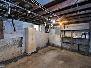 160 Crooked Billet Road, Hatboro PA 19040