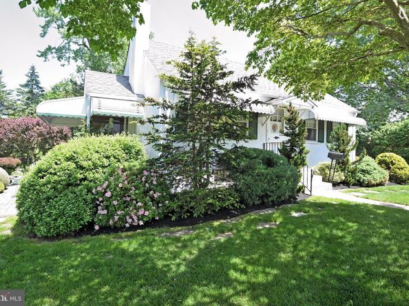 160 Crooked Billet Road, Hatboro PA 19040