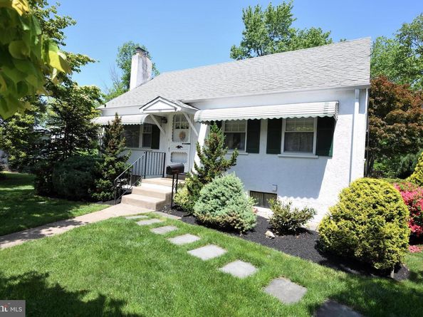160 Crooked Billet Road, Hatboro PA 19040