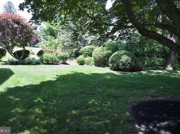 160 Crooked Billet Road, Hatboro PA 19040