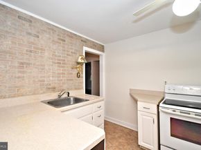 160 Crooked Billet Road, Hatboro PA 19040