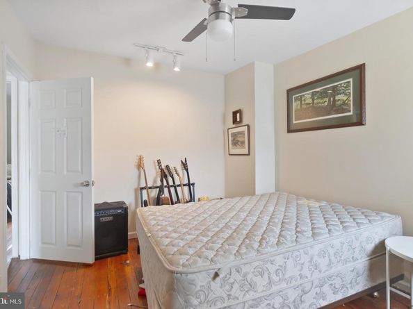 1537 S 13TH Street, Philadelphia PA 19147