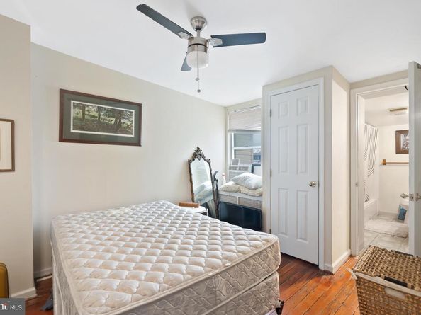 1537 S 13TH Street, Philadelphia PA 19147