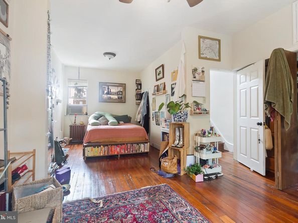 1537 S 13TH Street, Philadelphia PA 19147