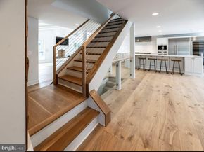 6032 28TH Street N, Arlington VA 22207