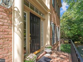 6555 Washington Boulevard, Arlington VA 22205