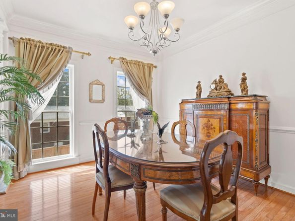 6555 Washington Boulevard, Arlington VA 22205