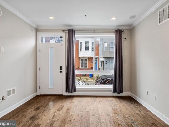 2312 Pierce Street, Philadelphia PA 19145