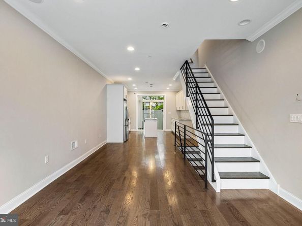 2312 Pierce Street, Philadelphia PA 19145