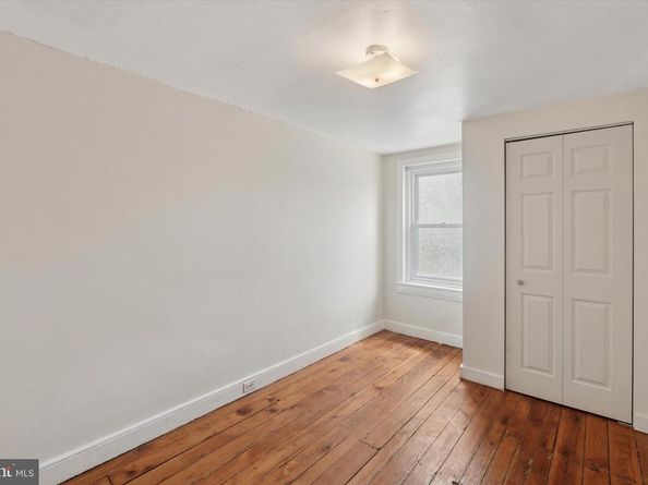 129 Dupont Street, Philadelphia PA 19127