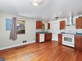 6830 Custis Parkway, Falls Church VA 22042