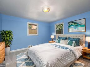 6830 Custis Parkway, Falls Church VA 22042