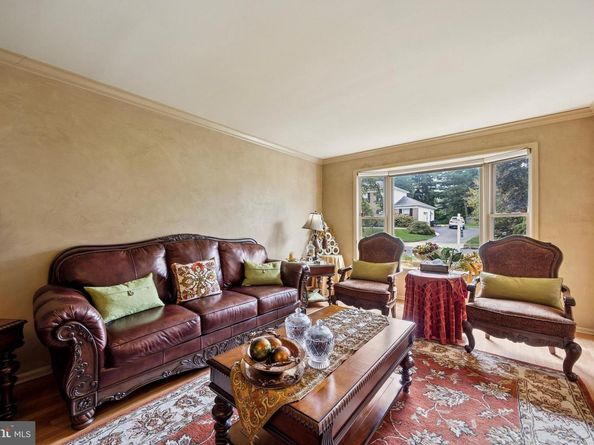 21 Roy Lane, Huntingdon Valley PA 19006