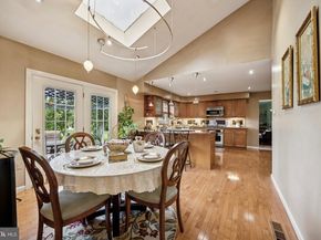 21 Roy Lane, Huntingdon Valley PA 19006