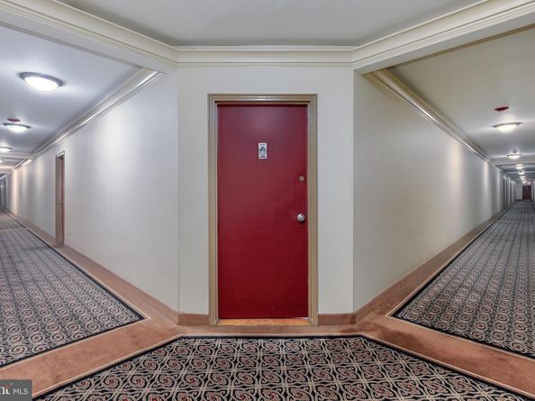 2500 Q Street NW 327, Washington DC 20007