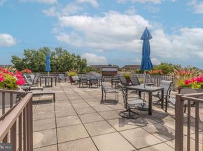 2500 Q Street NW 327, Washington DC 20007