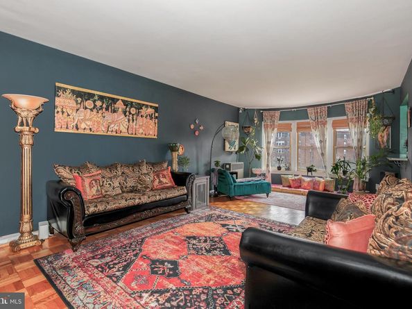 2500 Q Street NW 327, Washington DC 20007