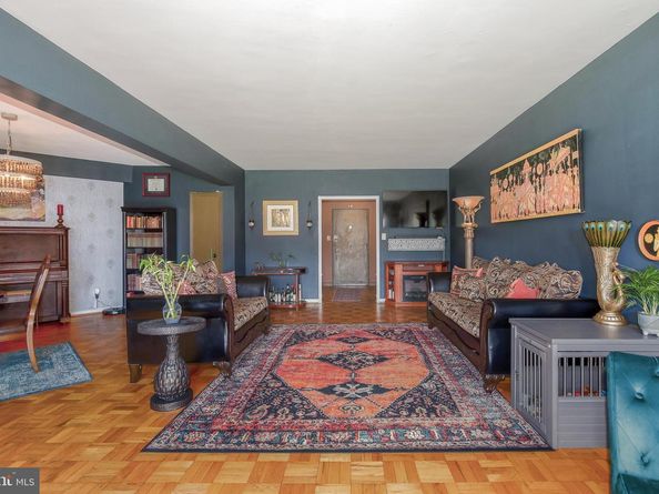 2500 Q Street NW 327, Washington DC 20007