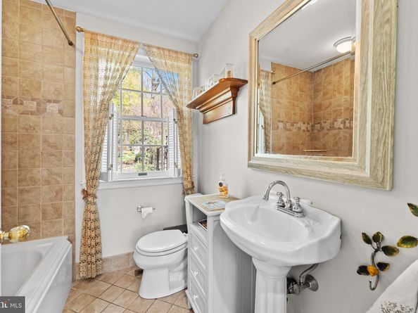 200 Marple Road, Haverford PA 19041