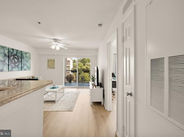 3309 Wyndham Circle 3180, Alexandria VA 22302