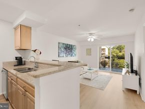 3309 Wyndham Circle 3180, Alexandria VA 22302