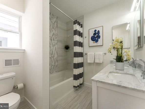 2030 Tasker Street, Philadelphia PA 19145