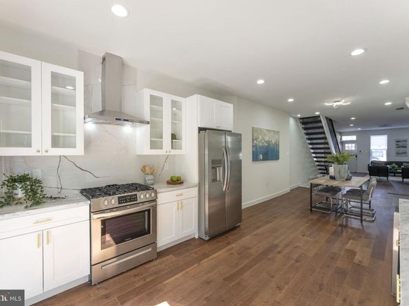 2030 Tasker Street, Philadelphia PA 19145