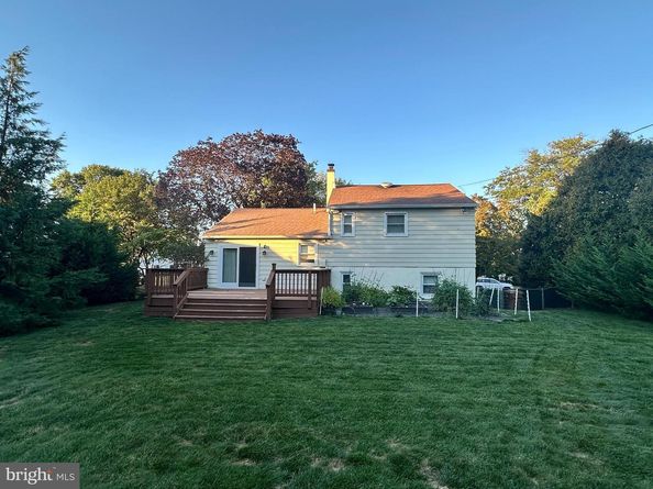 106 Woodlyn Avenue, Willow Grove PA 19090