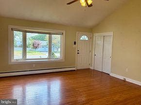 106 Woodlyn Avenue, Willow Grove PA 19090