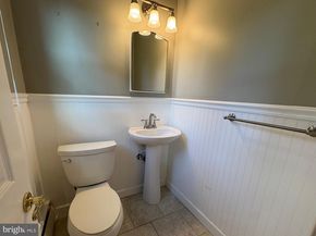 106 Woodlyn Avenue, Willow Grove PA 19090