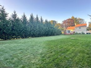 106 Woodlyn Avenue, Willow Grove PA 19090