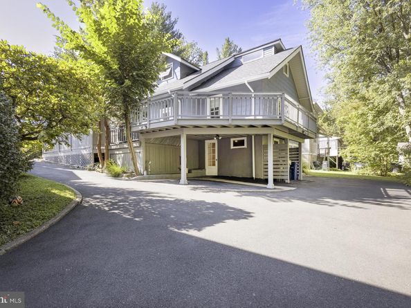 340 Locust Road, Glenside PA 19038
