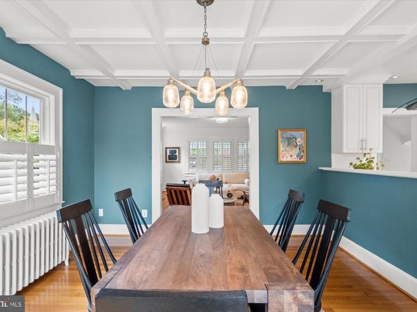 107 W Luray Avenue, Alexandria VA 22301