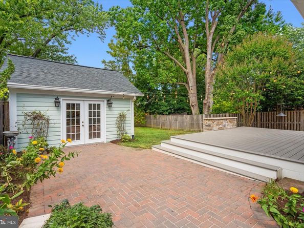 107 W Luray Avenue, Alexandria VA 22301