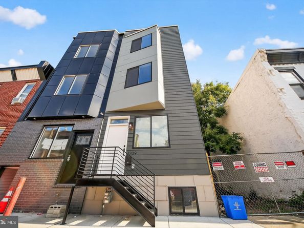 3209 Latona Street, Philadelphia PA 19146