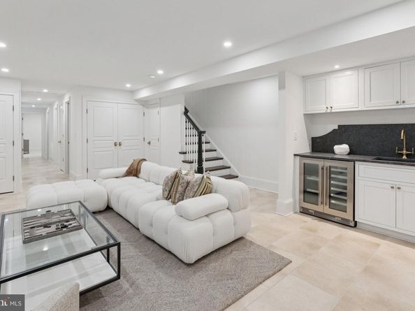 1219 29TH Street NW, Washington DC 20007