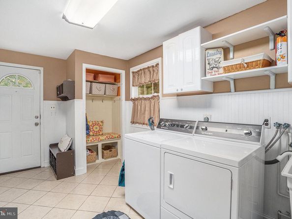 6 Windy Knoll Drive, Richboro PA 18954
