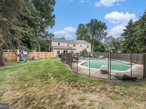 6 Windy Knoll Drive, Richboro PA 18954