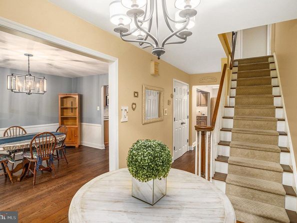 6 Windy Knoll Drive, Richboro PA 18954