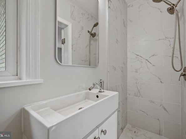 3551 Hertford Place NW, Washington DC 20010