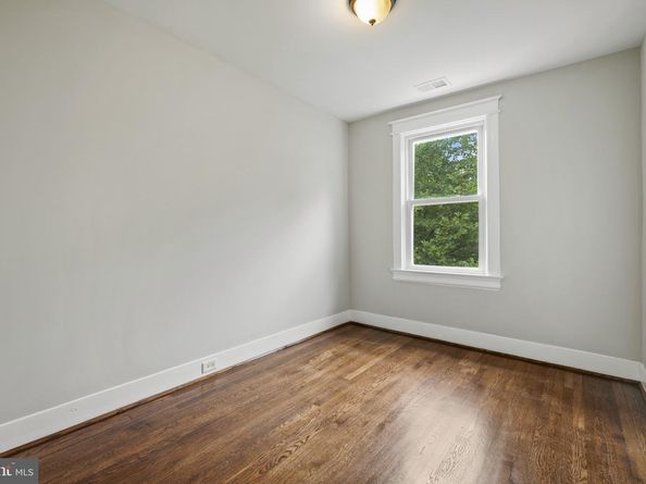 3551 Hertford Place NW, Washington DC 20010