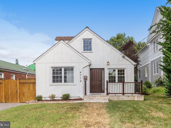 4719 25TH Street N, Arlington VA 22207