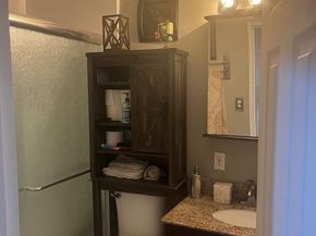 100 E Glenolden Avenue E21, Glenolden PA 19036