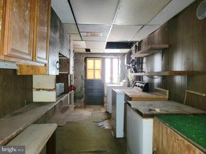 5447 Beaumont Avenue, Philadelphia PA 19143
