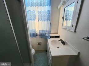 5447 Beaumont Avenue, Philadelphia PA 19143