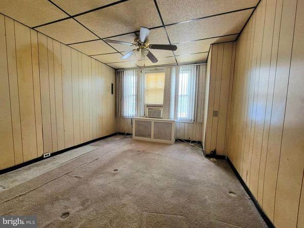 5447 Beaumont Avenue, Philadelphia PA 19143