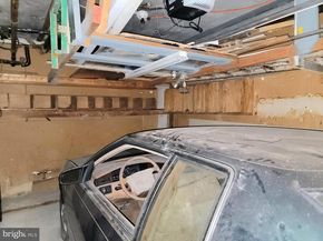 5447 Beaumont Avenue, Philadelphia PA 19143