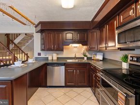 7894 Tyson Oaks Circle, Vienna VA 22182