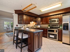7894 Tyson Oaks Circle, Vienna VA 22182