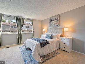 7894 Tyson Oaks Circle, Vienna VA 22182
